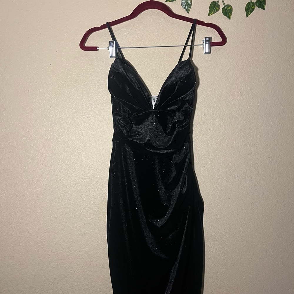 Elegant Black Spaghetti Strap Dress